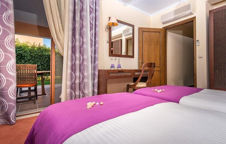 Hotel St John Villas (Adults Only) チィリヴィ 部屋 写真