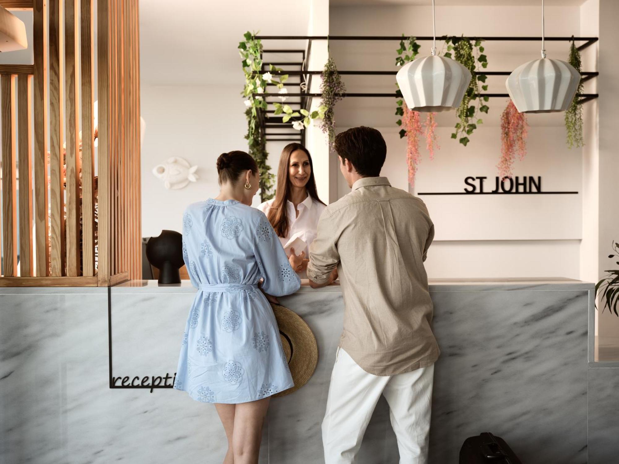 Hotel St John Villas (Adults Only) チィリヴィ エクステリア 写真